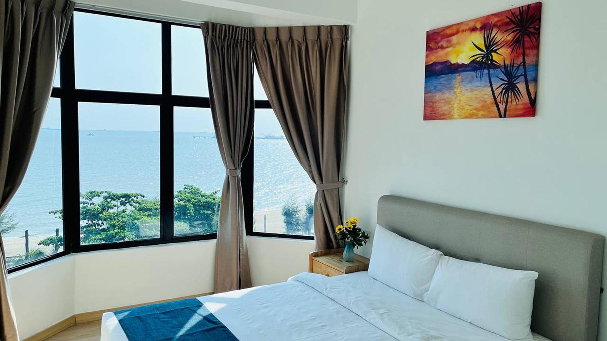 Mutiara Melaka Beach Resort By Glex Tangga Batu Bagian luar foto
